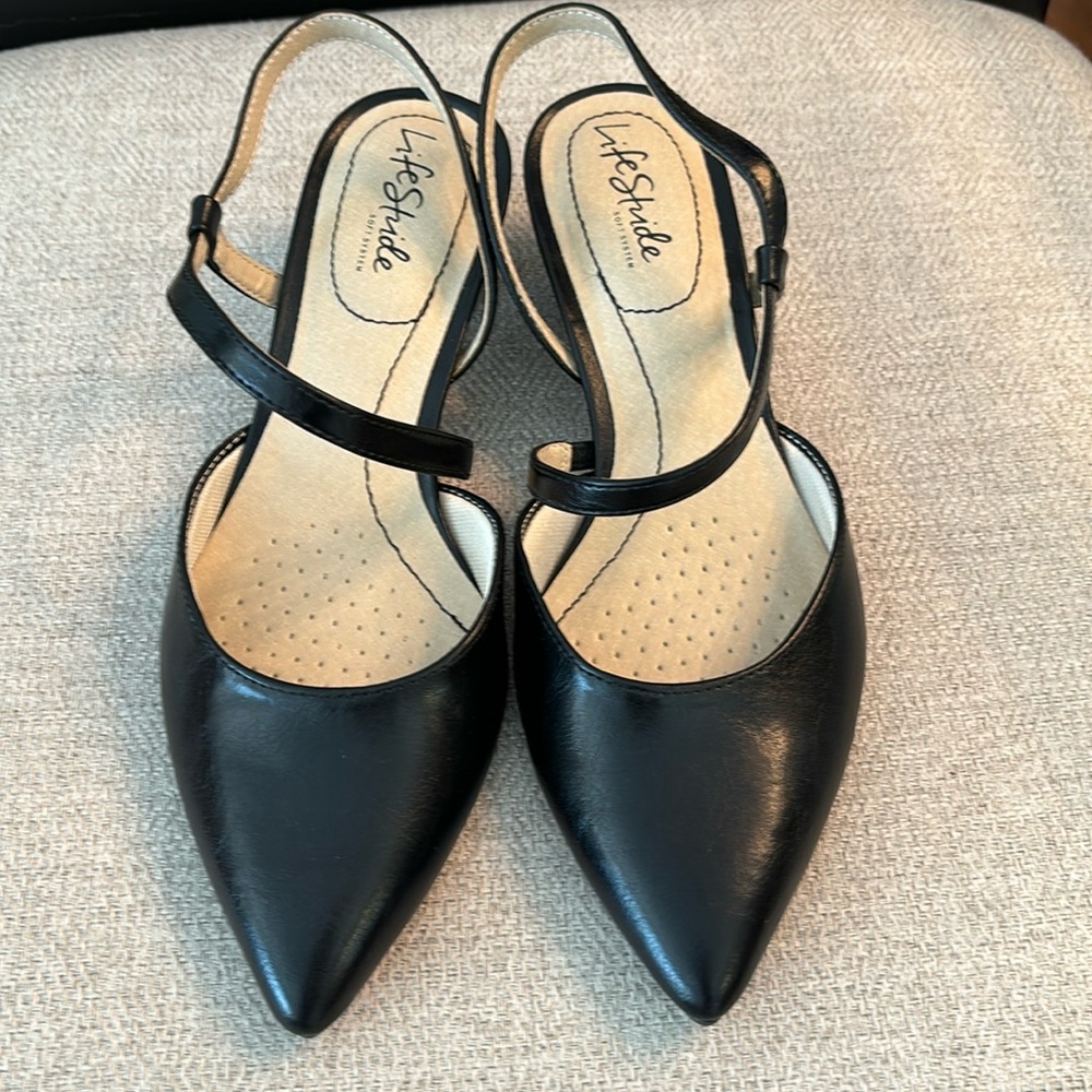 Life Stride Women's Black Heels